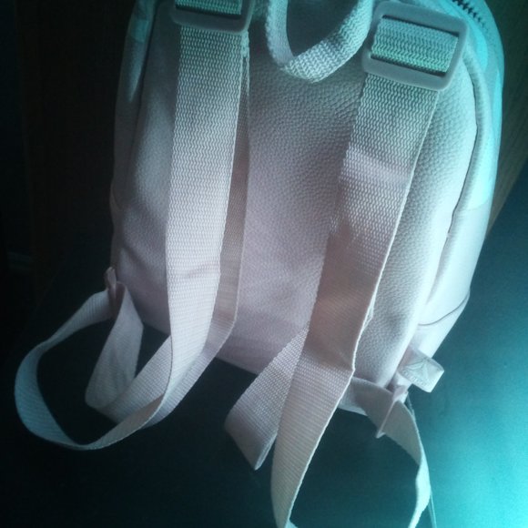 Pink Reebok mini backpack - Picture 4 of 4